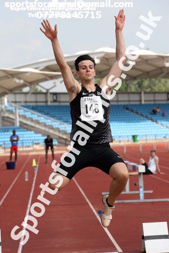 Senior mens long jump, Northern Senior and Under-20s Champs., Sports City, Manchester. Photo: David T. Hewitson/Sports for All Pics